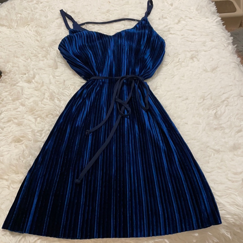Blue velvet pleated dress size Small